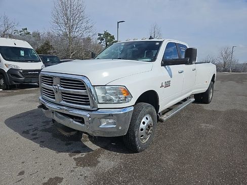 Used 2016 RAM 3500 Big Horn image 3