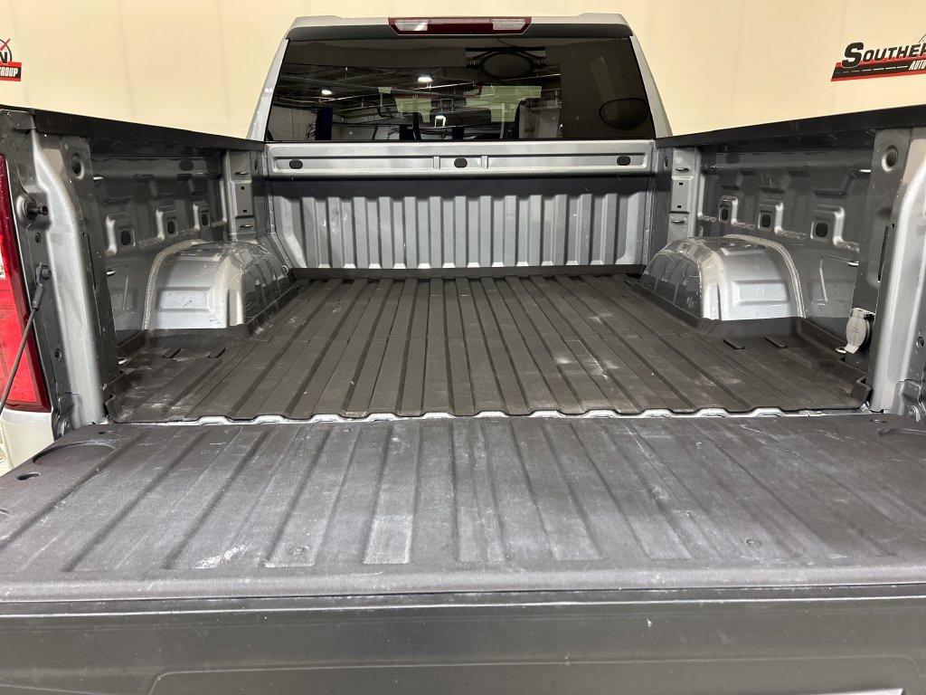 Used 2024 Chevrolet Silverado 1500 RST AWD/4WD image 5