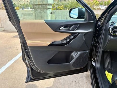 New 2026 Chevrolet Equinox ACTIV AWD/4WD image 10