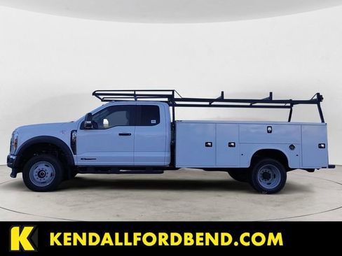 New 2025 Ford F550 4x4 Supercab Super Duty image 2