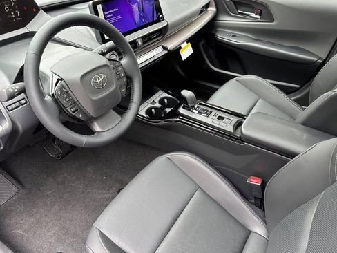 New 2026 Toyota Prius Limited FWD image 10