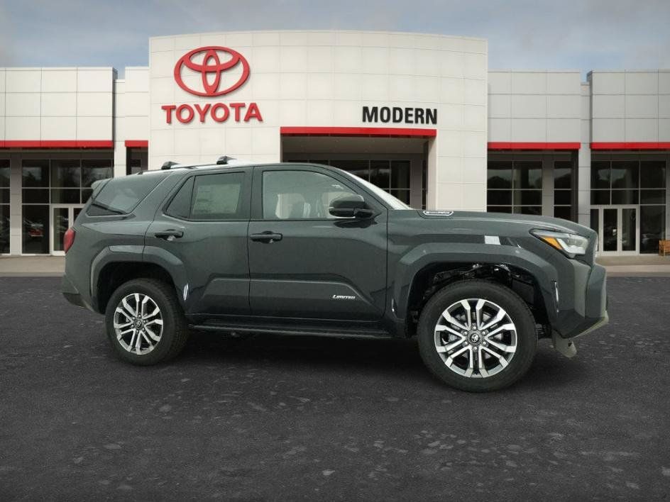 New 2026 Toyota 4Runner Limited AWD/4WD image 2