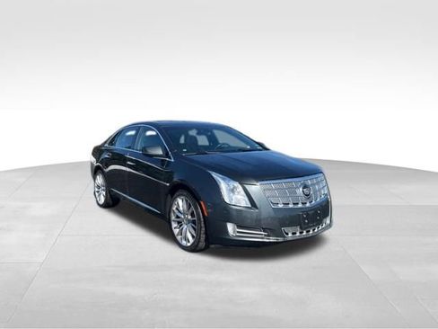Used 2013 Cadillac XTS Platinum image 7