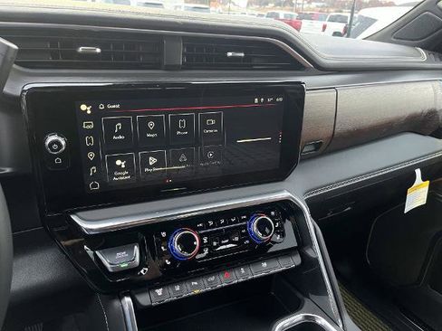 New 2026 GMC Sierra 3500 Denali Ultimate image 15