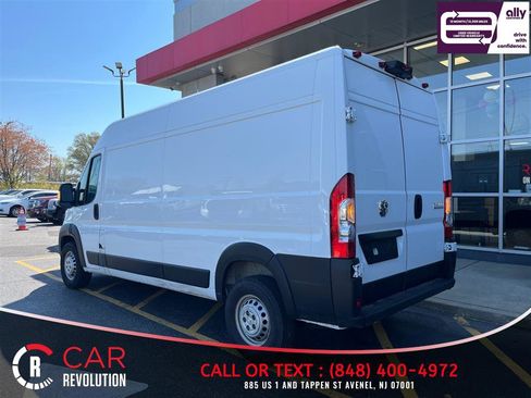 Used 2024 RAM ProMaster 2500 w/ Convenience Group FWD image 5