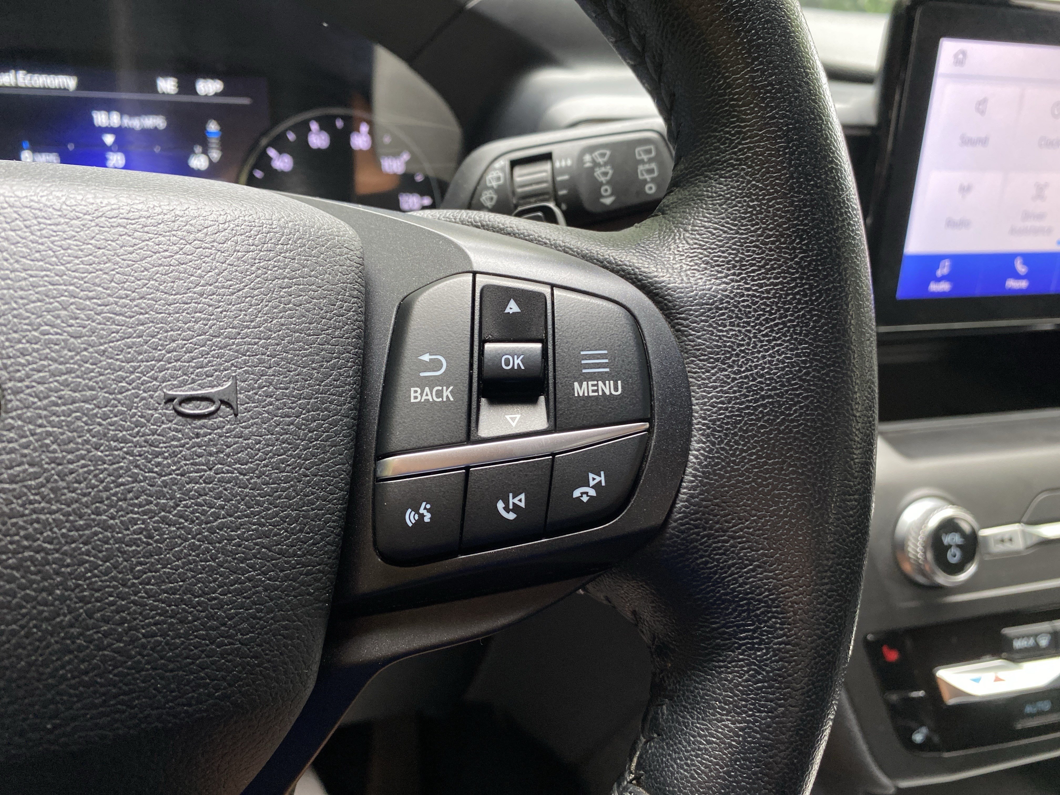 Used 2020 Ford Explorer XLT w/ Equipment Group 202A AWD/4WD image 20
