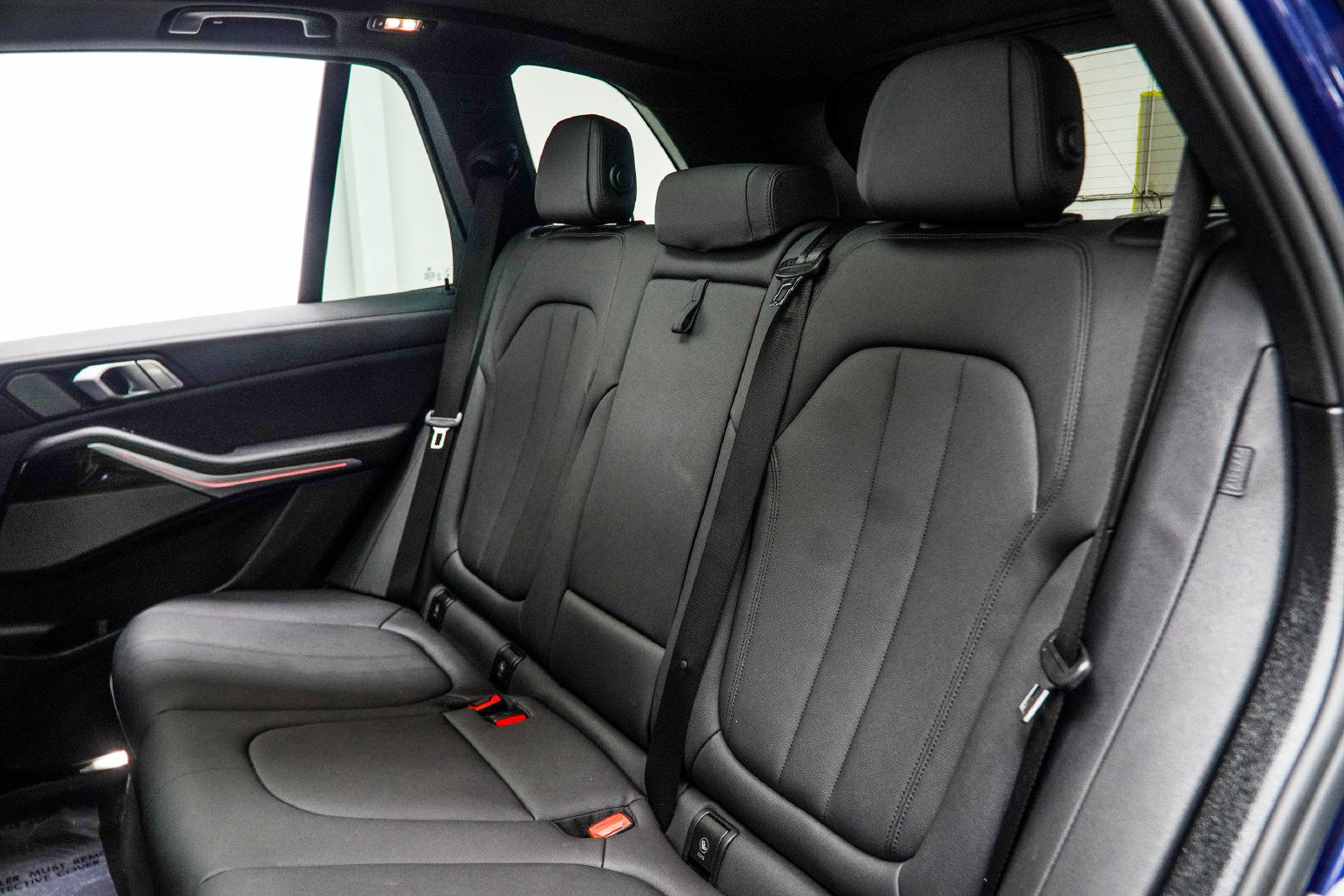 Used 2021 BMW X5 xDrive40i w/ Premium Package AWD/4WD image 45