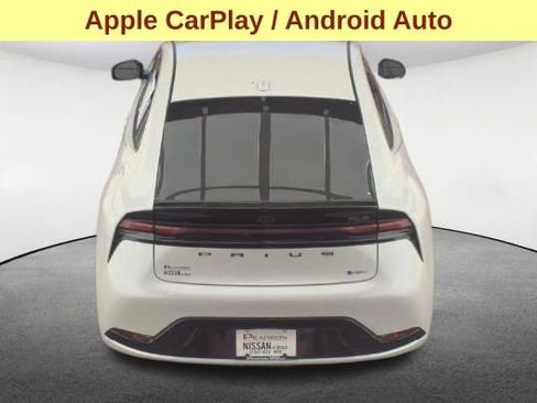 Used 2024 Toyota Prius XLE image 7