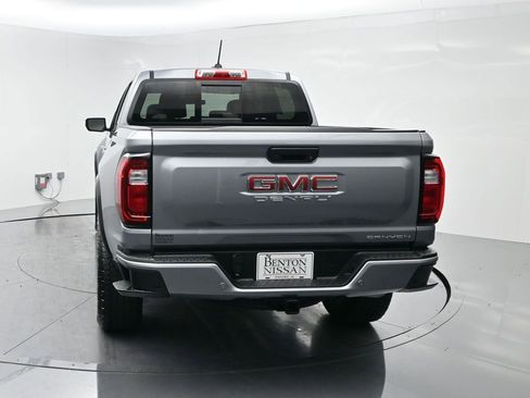 Used 2025 GMC Canyon Denali AWD/4WD image 19