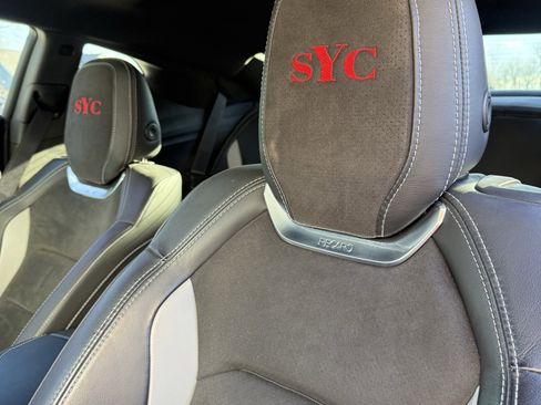 Used 2018 Chevrolet Camaro SS RWD image 18