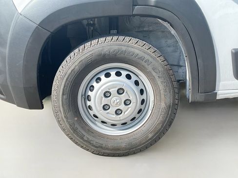 Used 2024 RAM ProMaster 2500 w/ Safety Group FWD image 26