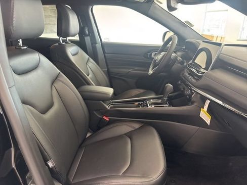New 2026 Jeep Compass Limited AWD/4WD image 23