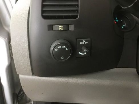 Used 2010 Chevrolet Silverado 1500 LS image 24