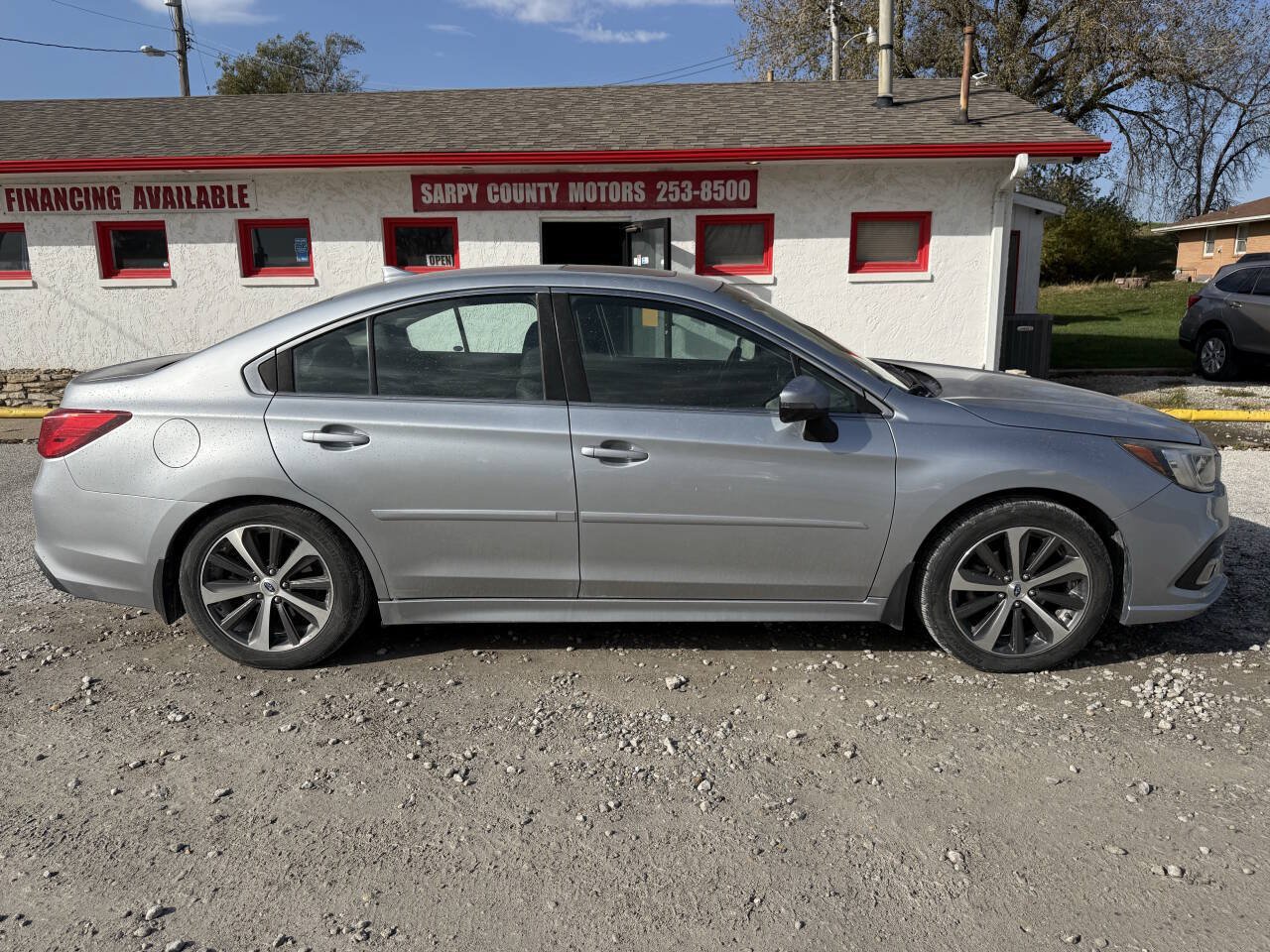 Used 2018 Subaru Legacy 2.5i Limited AWD/4WD image 2