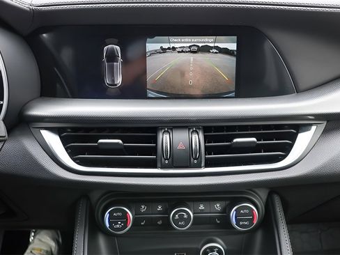 New 2025 Alfa Romeo Stelvio Sprint image 15