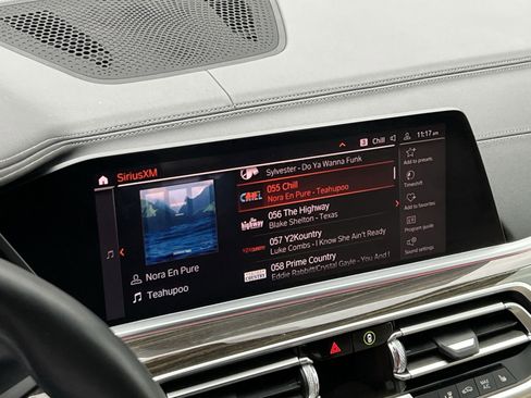 Used 2020 BMW X5 xDrive40i w/ Convenience Package image 16