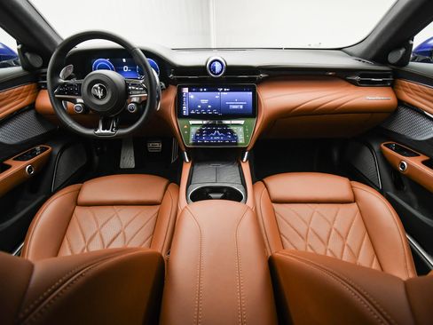 Used 2024 Maserati GranTurismo Modena image 13