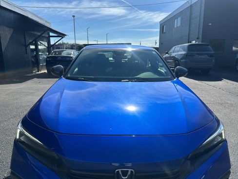 Used 2023 Honda Civic Sport image 22