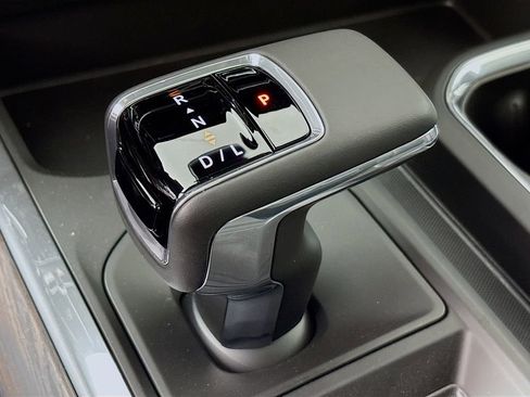 New 2026 GMC Sierra 1500 SLT w/ SLT Premium Plus Package image 17