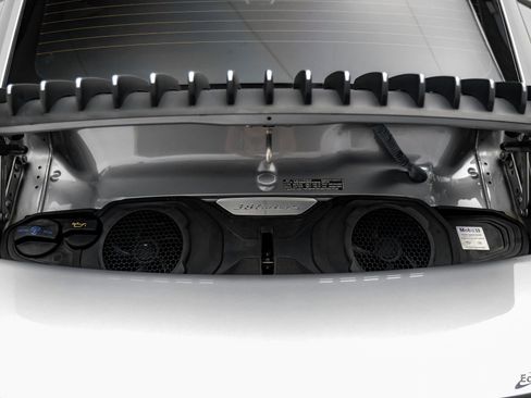 Used 2021 Porsche 911 Turbo S image 3