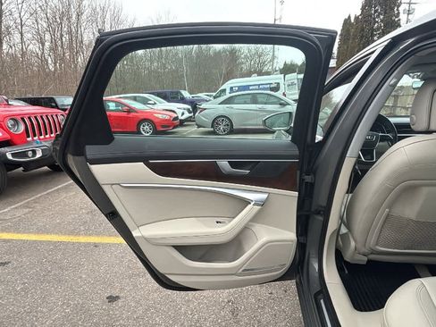 Used 2022 Audi A6 Premium Plus image 30