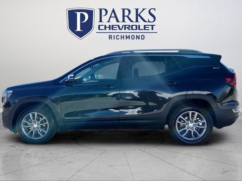 Certified 2023 GMC Terrain SLT image 4