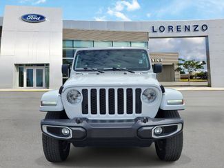 Used 2023 Jeep Wrangler Unlimited Sahara AWD/4WD video 2