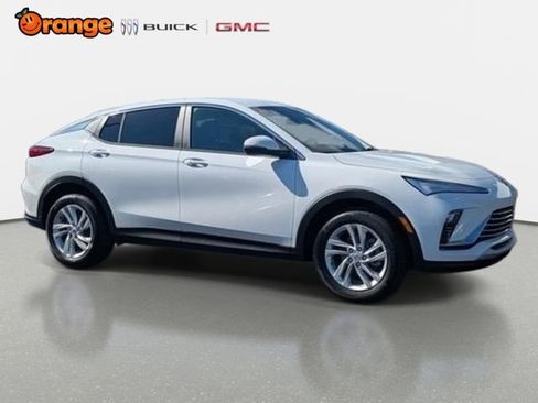 New 2026 Buick Envista Preferred w/ Convenience I Package FWD image 2