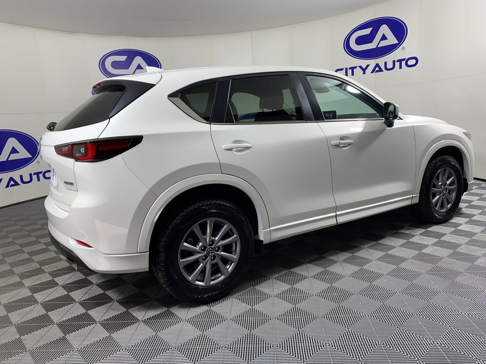 Used 2025 MAZDA CX-5 AWD 2.5 S w/ Preferred Package image 3