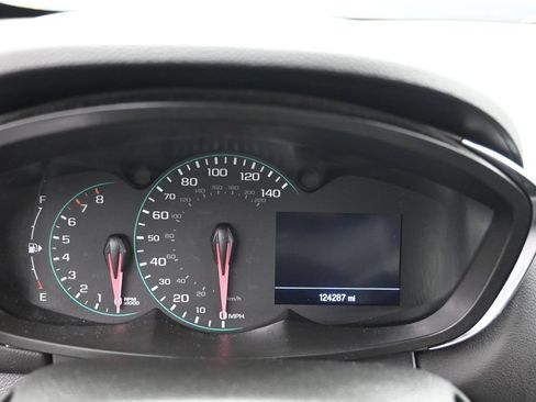 Used 2019 Chevrolet Trax LT FWD image 11
