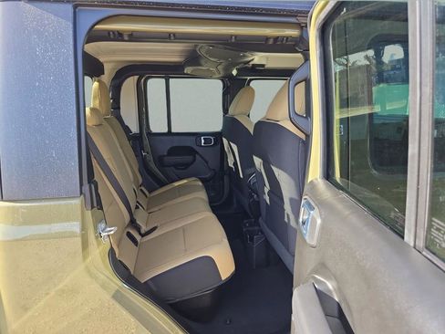 New 2026 Jeep Gladiator Sport AWD/4WD image 26