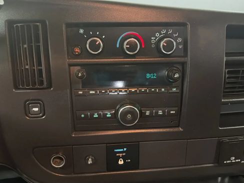 Used 2019 Chevrolet Express 2500 w/ Driver Convenience Package RWD image 13