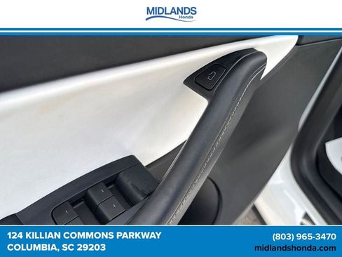 Used 2021 Tesla Model Y Long Range AWD/4WD image 24