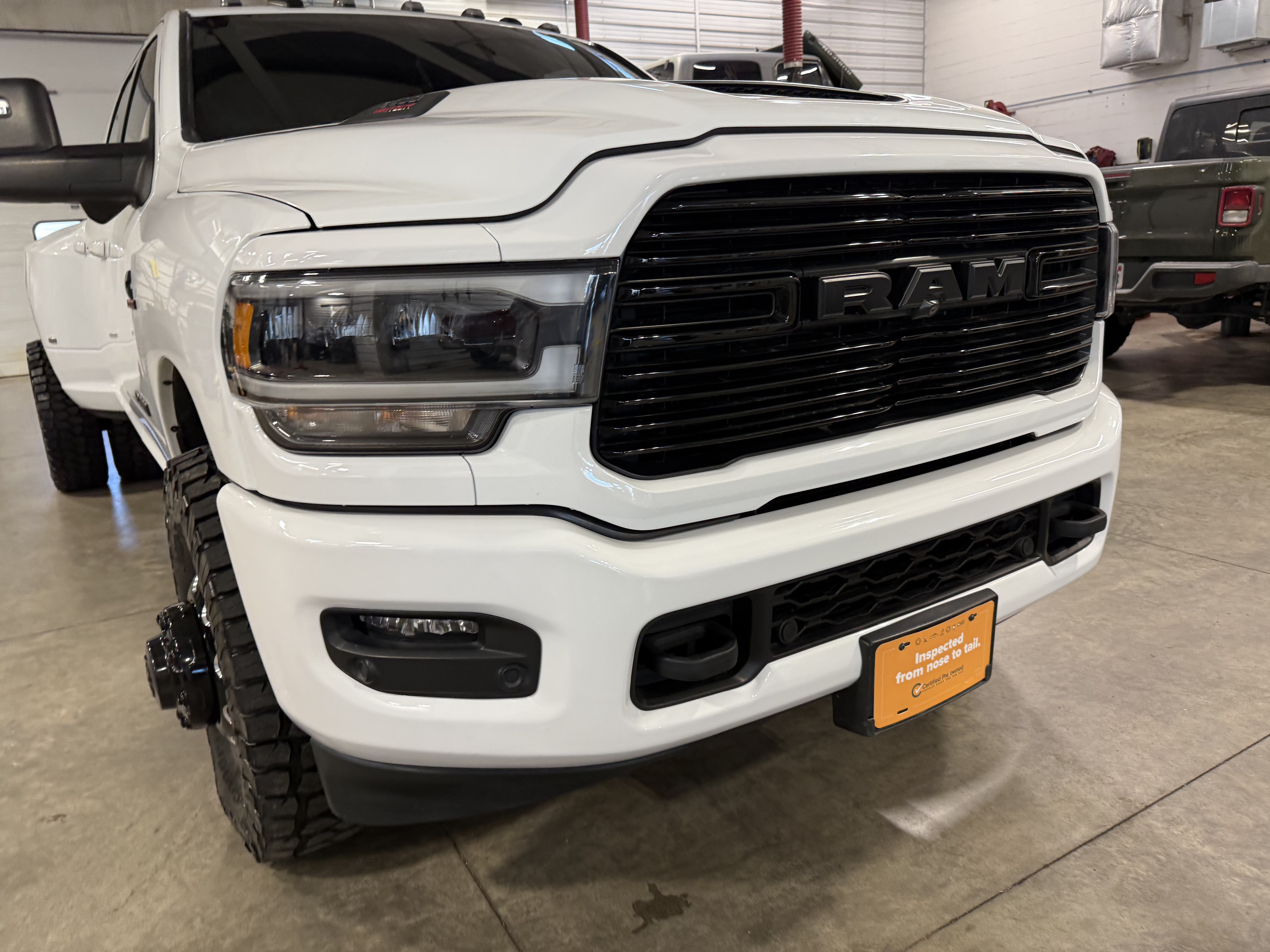 Used 2023 RAM 3500 Laramie AWD/4WD image 2
