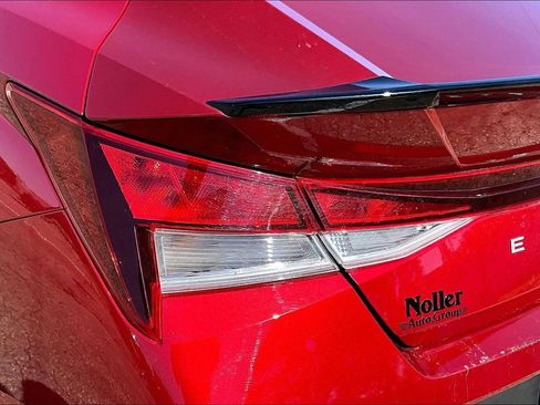 Used 2025 Hyundai Elantra Sport image 30
