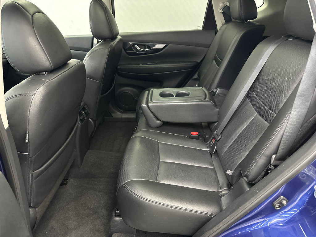 Used 2020 Nissan Rogue SL w/ Premium Package AWD/4WD image 24