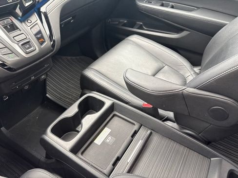Used 2023 Honda Odyssey Touring image 26