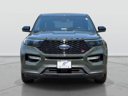 Used 2022 Ford Explorer ST w/ Equipment Group 401A AWD/4WD image 2