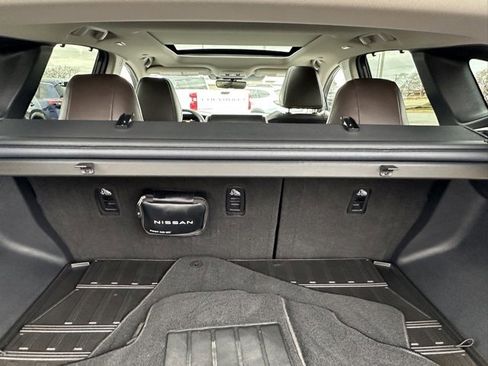 Certified 2025 Nissan Murano Platinum w/ Cargo Package image 19