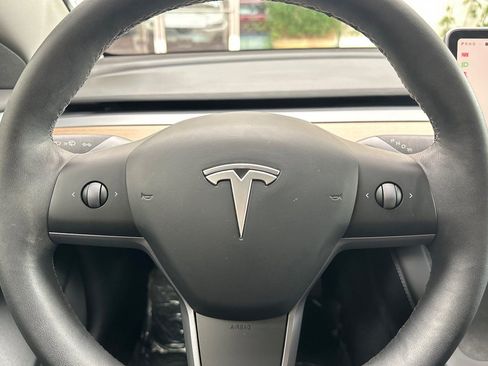 Used 2023 Tesla Model 3 Standard Range RWD image 28