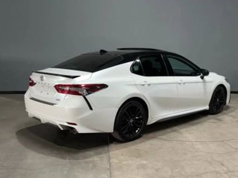 Used 2021 Toyota Camry XSE image 4