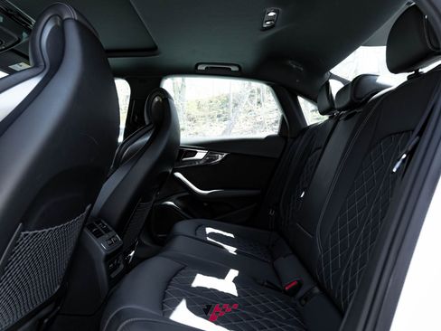 Used 2021 Audi S4 Premium Plus w/ Premium Plus Package image 10