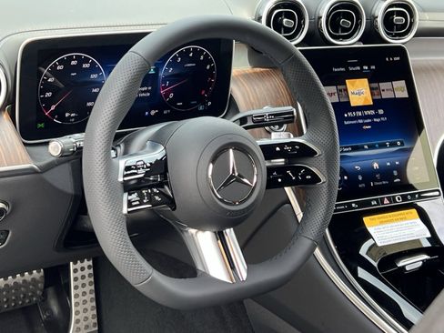 Certified 2025 Mercedes-Benz GLC 300 4MATIC image 14