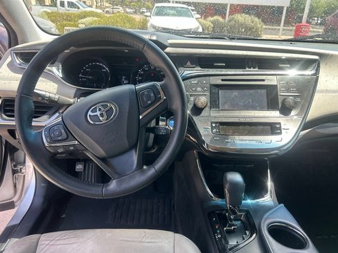 Used 2013 Toyota Avalon XLE Touring FWD image 8