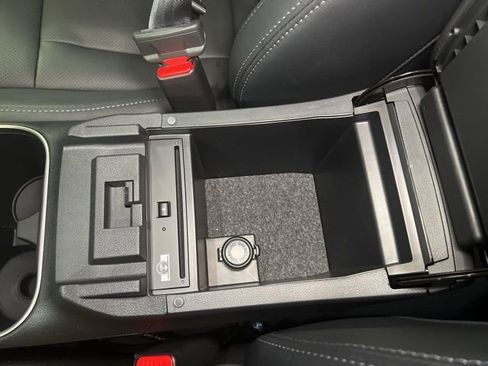 Used 2025 Subaru Outback Touring XT w/ Popular Package #2 image 28