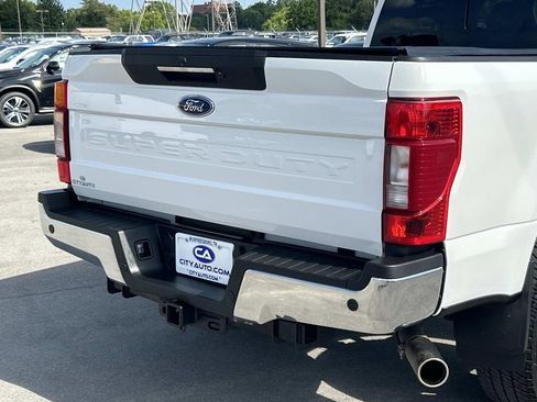 Used 2020 Ford F250 Lariat w/ Lariat Ultimate Package AWD/4WD image 14