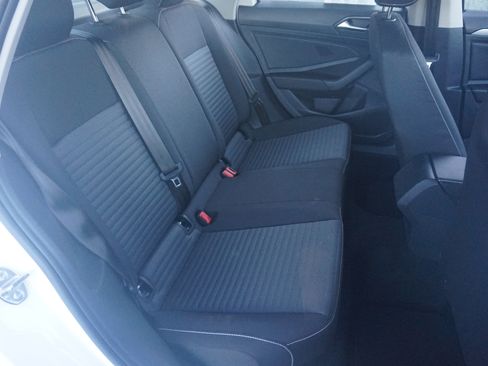 Used 2025 Volkswagen Jetta S image 21