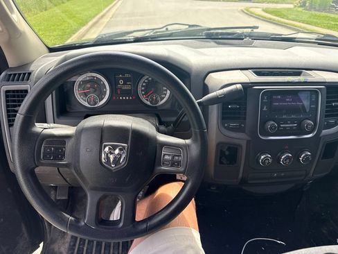 Used 2014 RAM 1500 Express RWD image 7