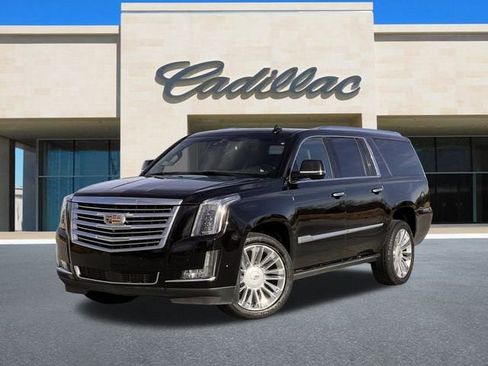 Used 2020 Cadillac Escalade ESV Platinum image 2