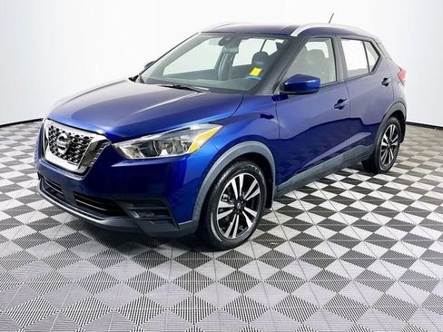Used 2020 Nissan Kicks SV image 4